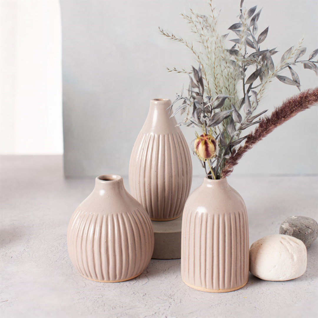 Oatmeal Grooved Bud Vase